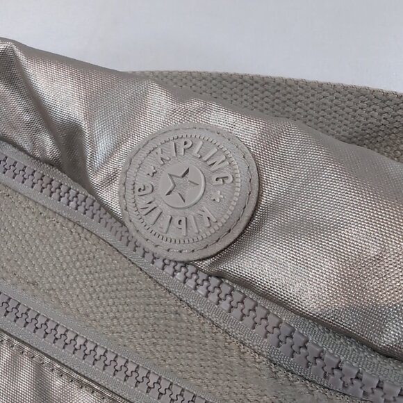 Kipling Fanny Pack Waist Belt Bag Metallic Gold Beige Unisex AC-7621-0LT Travel - Picture 15 of 15